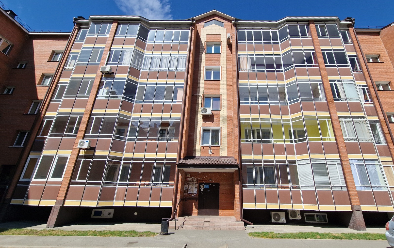 Апартаменты на ул. Торосова, 15А
